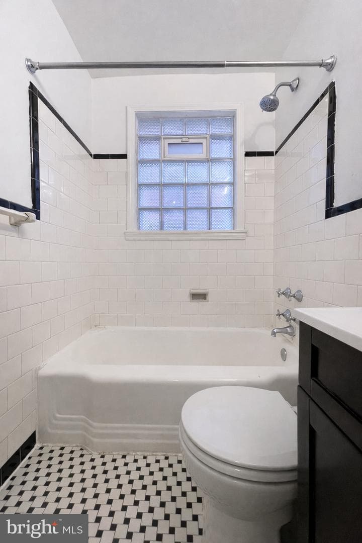 433-435 17th Street SE photo 16