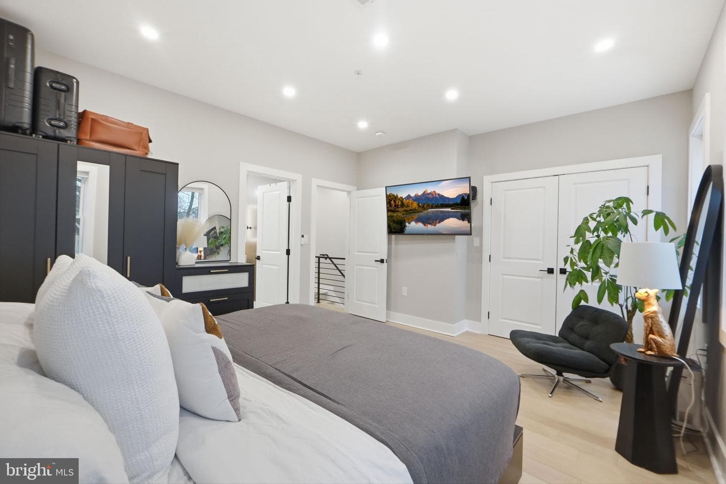 533 Shepherd Street NW photo 29
