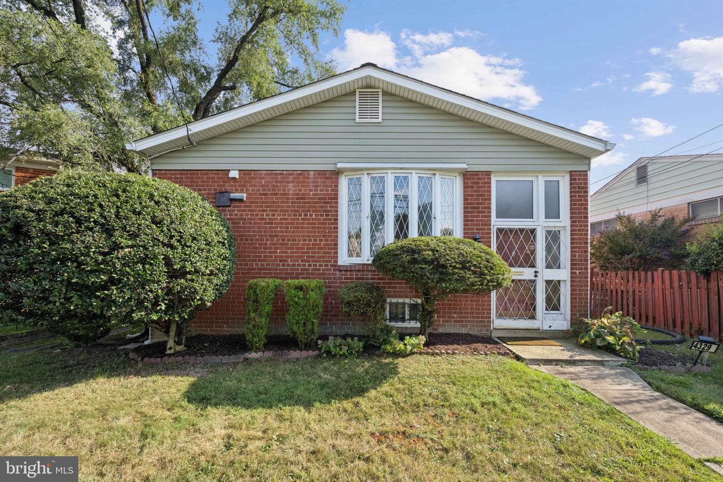 4329 H Street SE, Washington