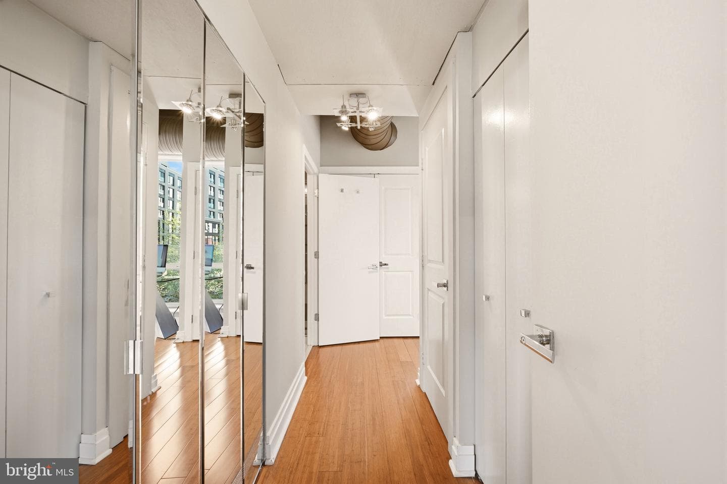 301 Massachusetts Avenue NW #403 photo 19