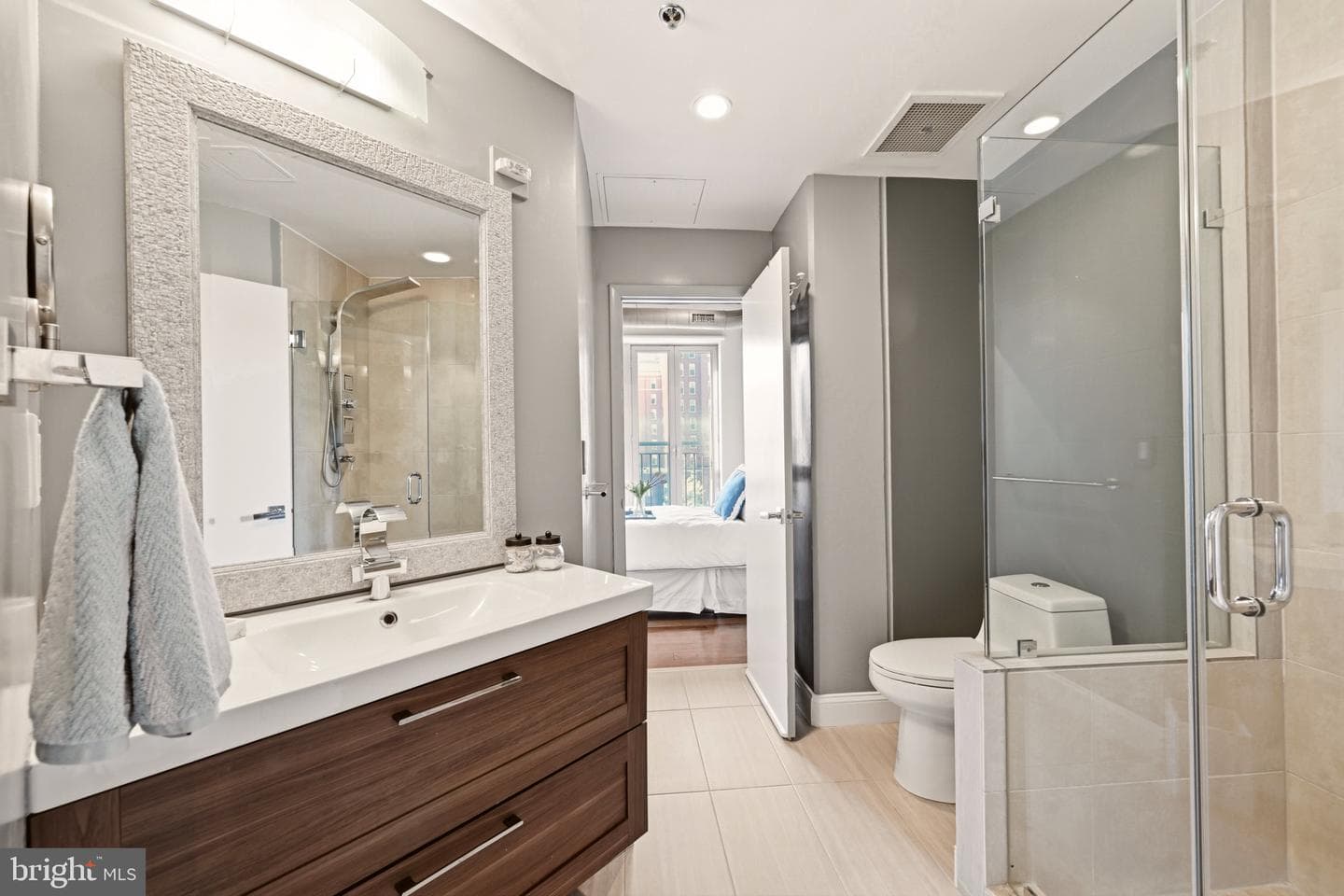 301 Massachusetts Avenue NW #403 photo 23