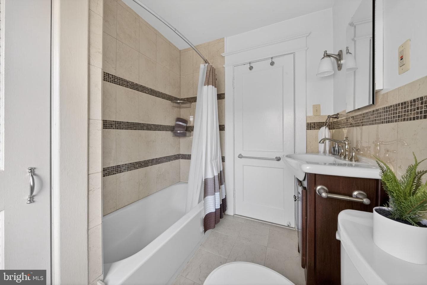 3804 Kanawha Street NW photo 45