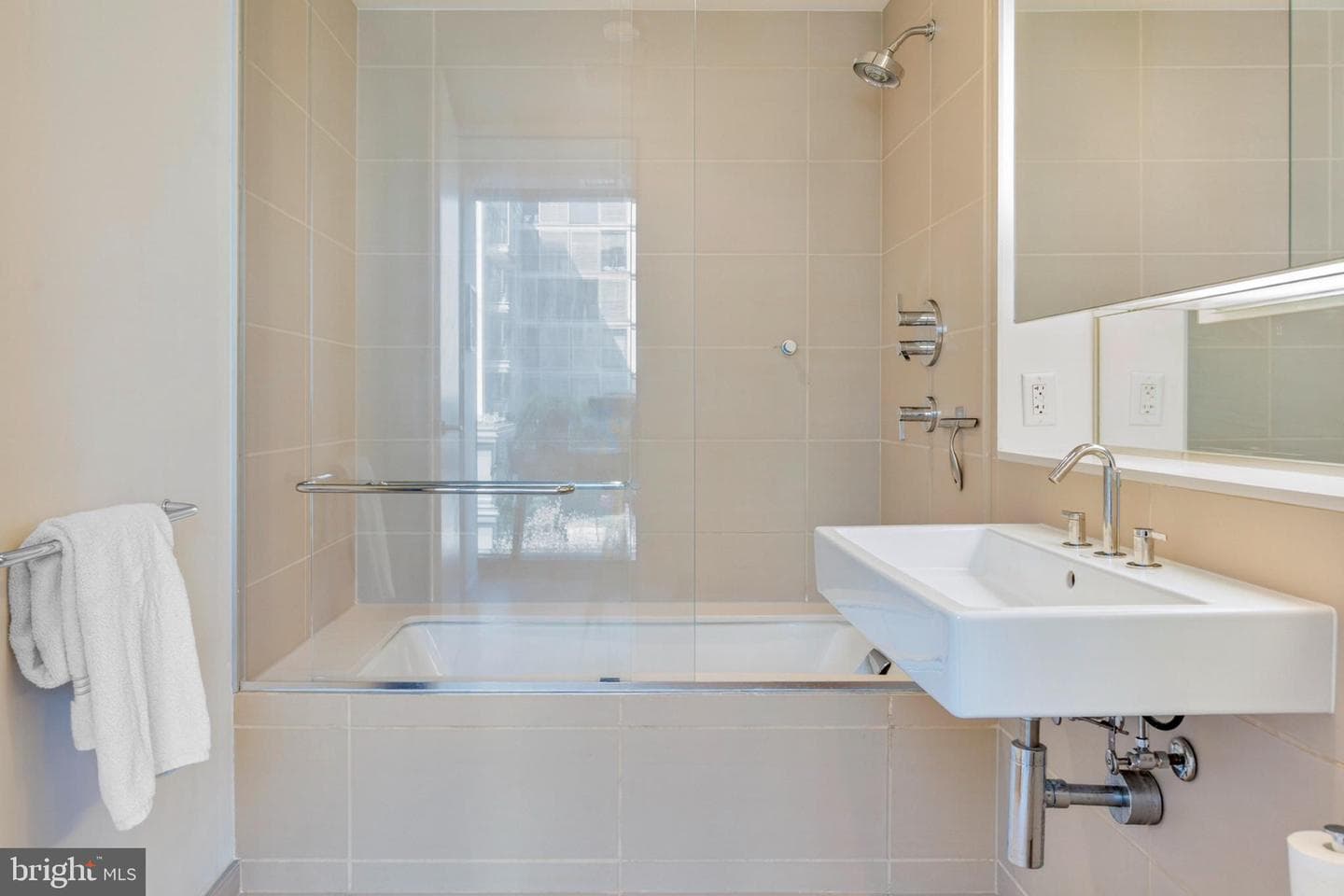 925 H Street NW #707 photo 19