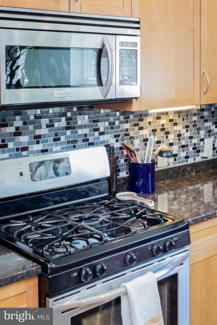423 18th Street NE #12 photo 12