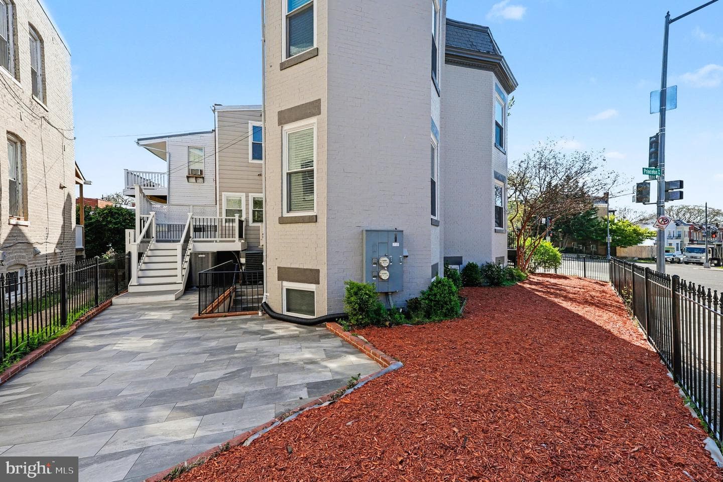 3639 New Hampshire Avenue NW photo 41