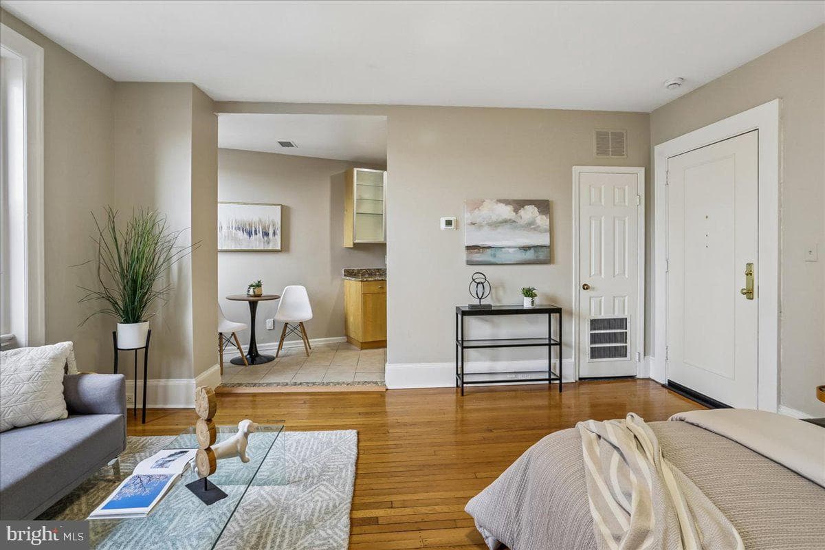 2129 Florida Avenue NW #407 photo 8