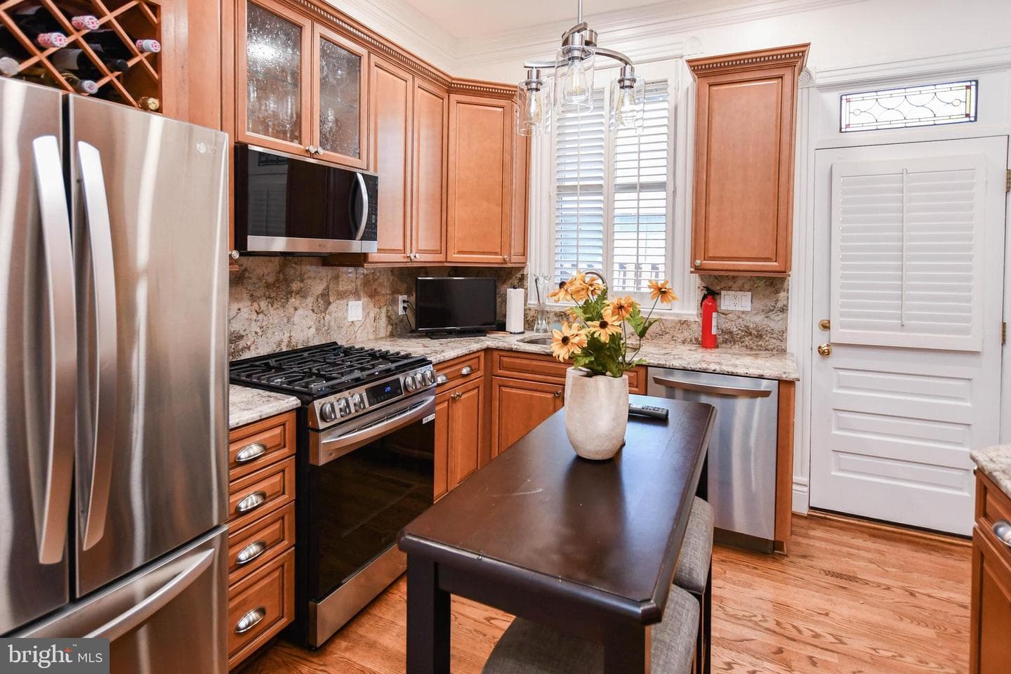 34 R Street NE photo 22