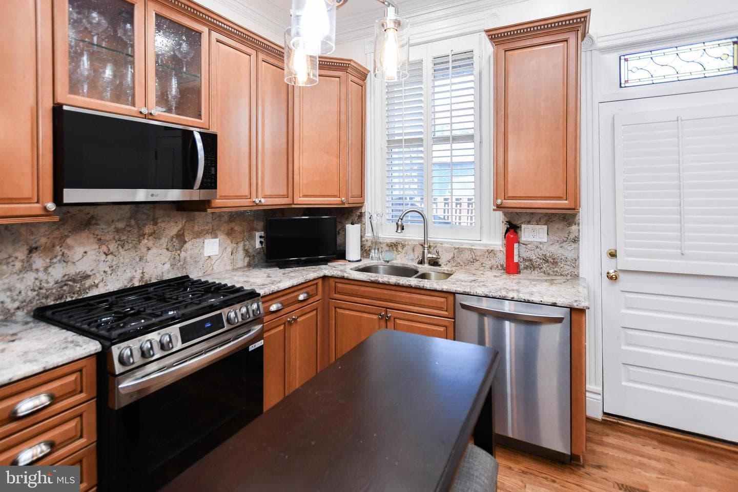 34 R Street NE photo 26
