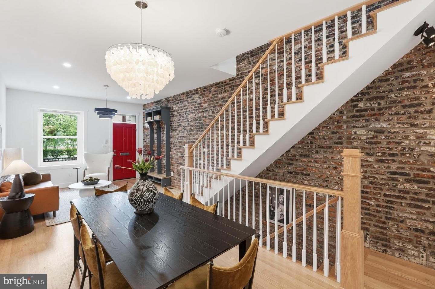1227 E Street SE photo 9