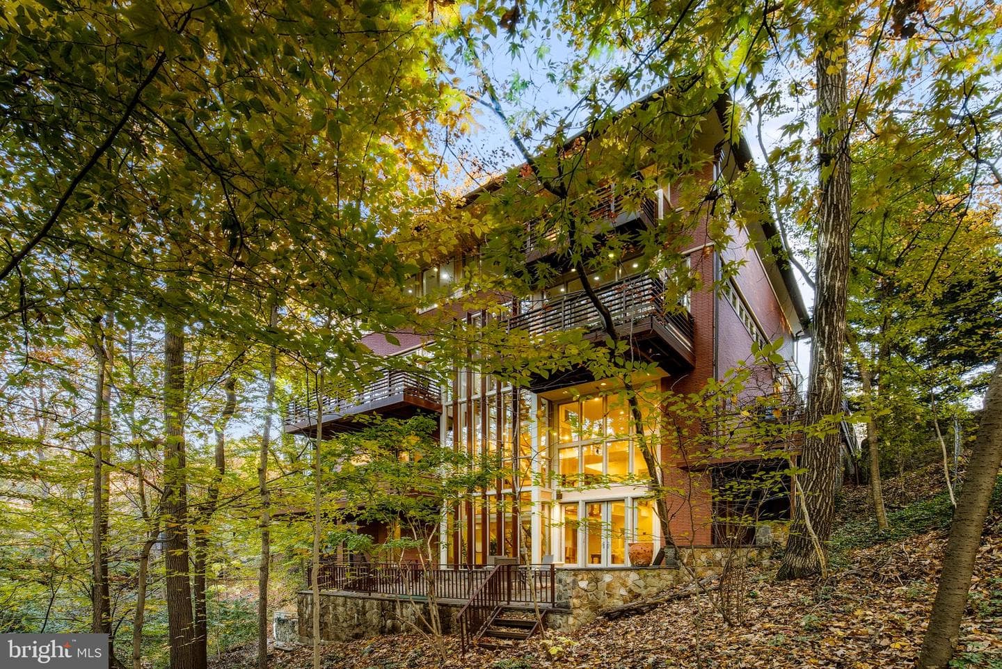 2807 Chesterfield Place NW, Washington