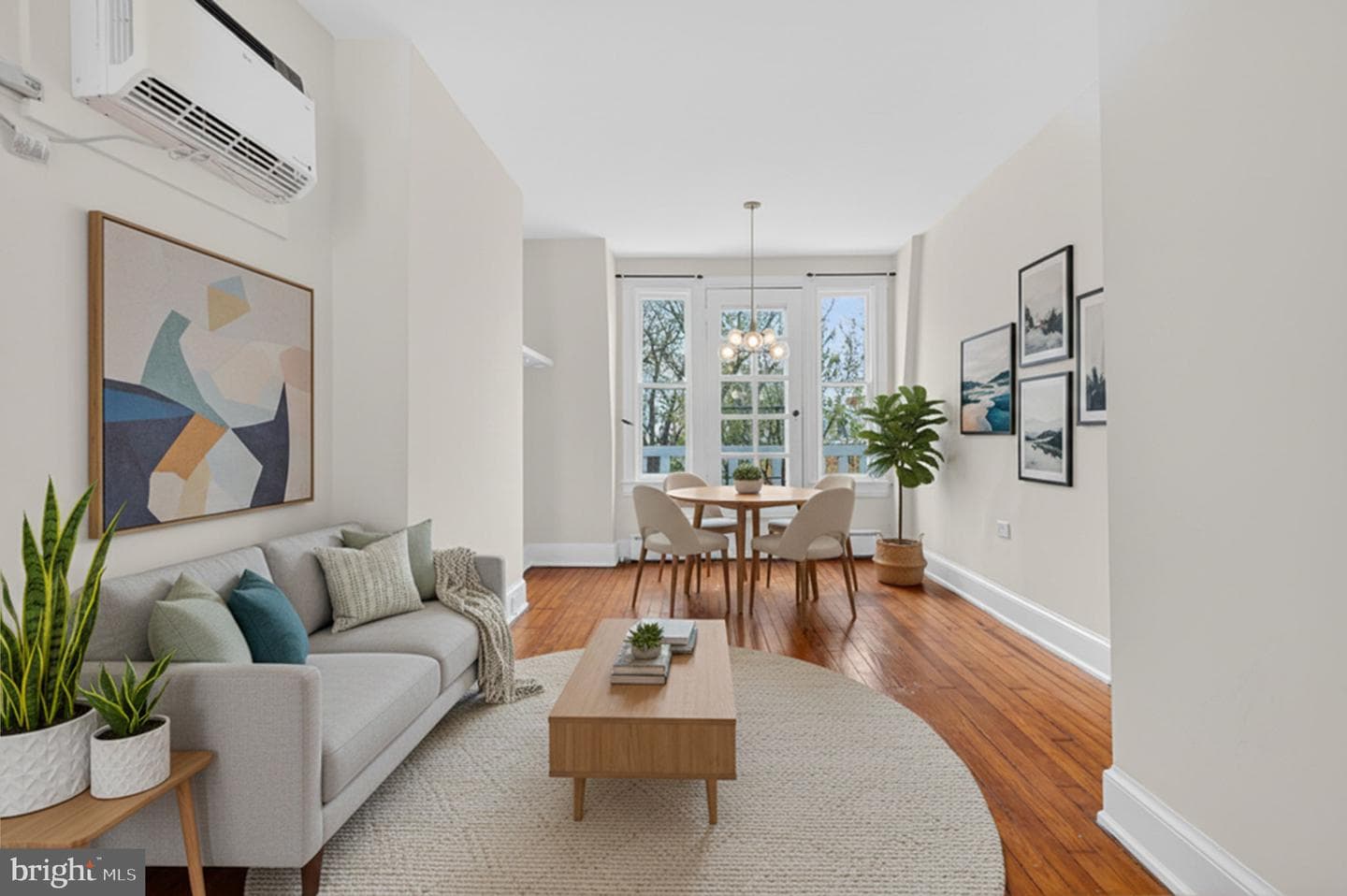 15 3rd Street NE #5, Washington