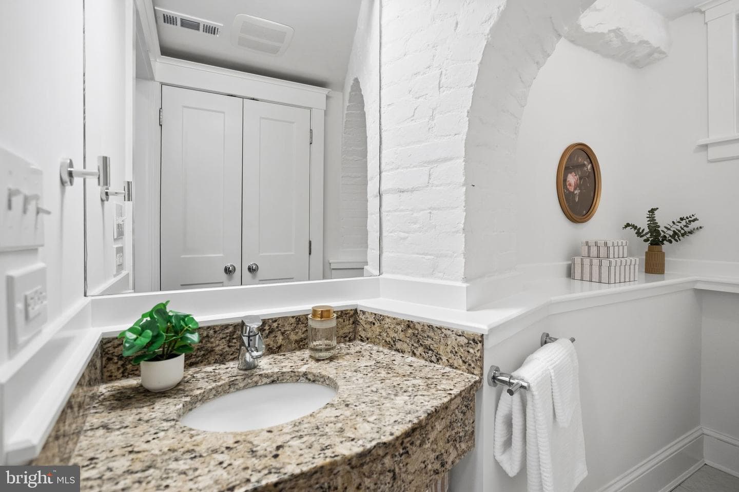 1531 31st Street NW #1 photo 13
