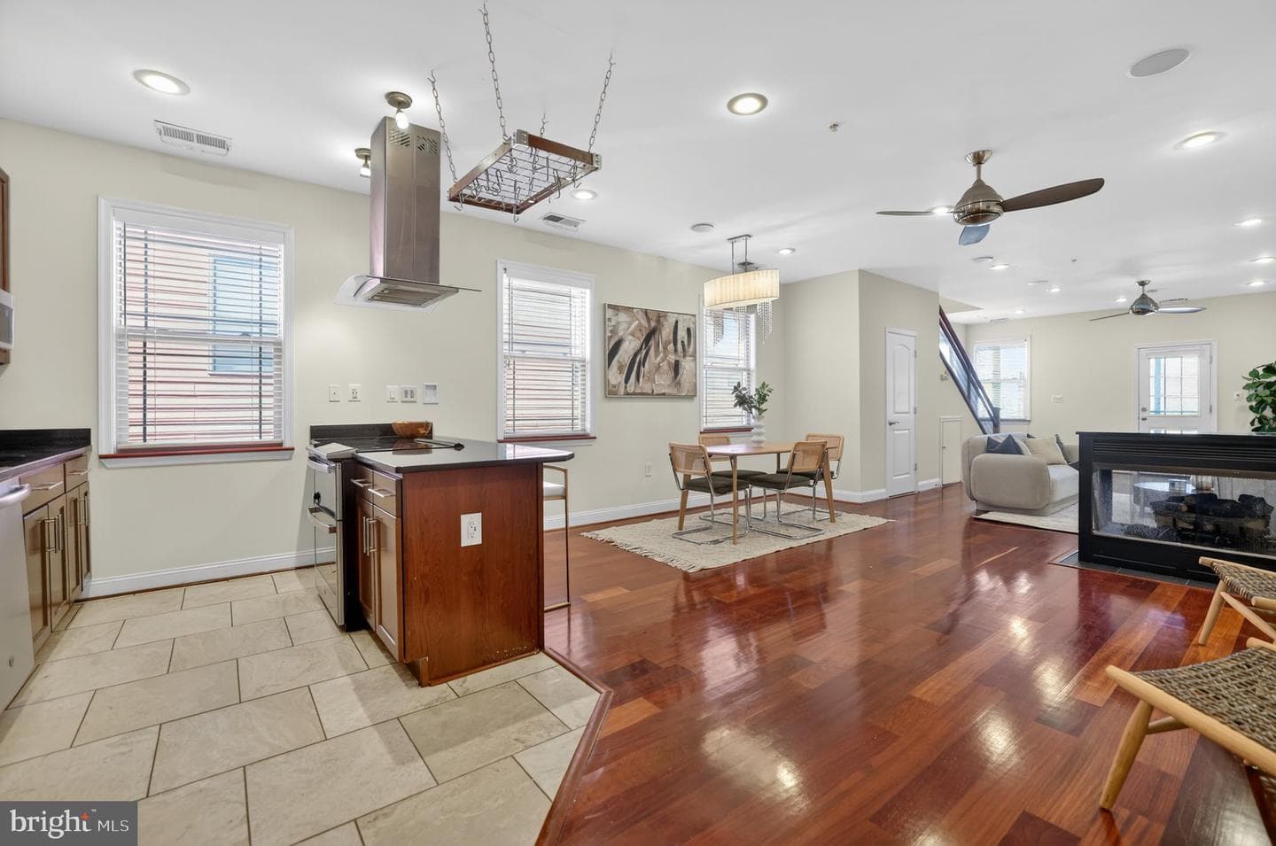 3573 Warder Street NW #7 photo 14
