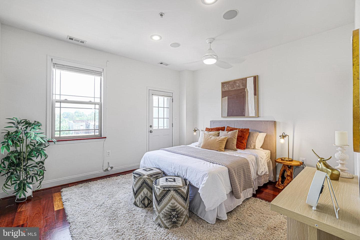 3573 Warder Street NW #7 photo 30
