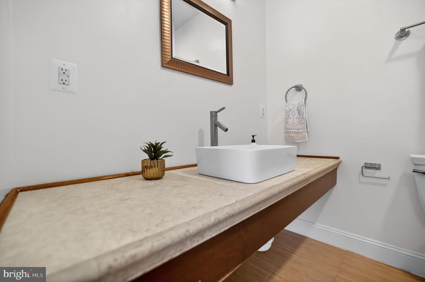 3573 Warder Street NW #7 photo 36