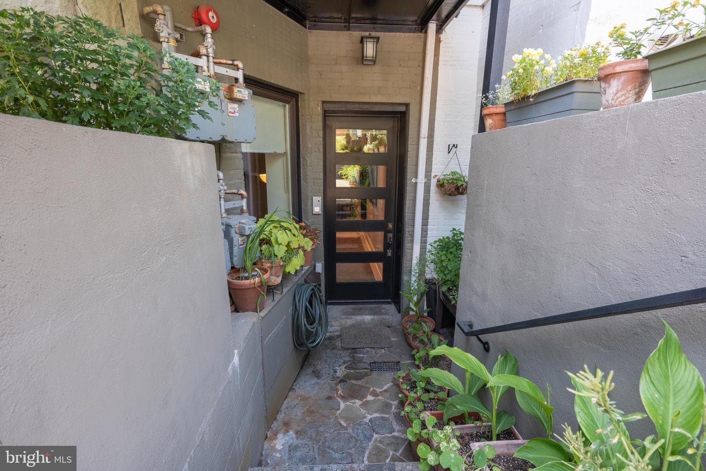 2464 Ontario Road NW #1 photo 20