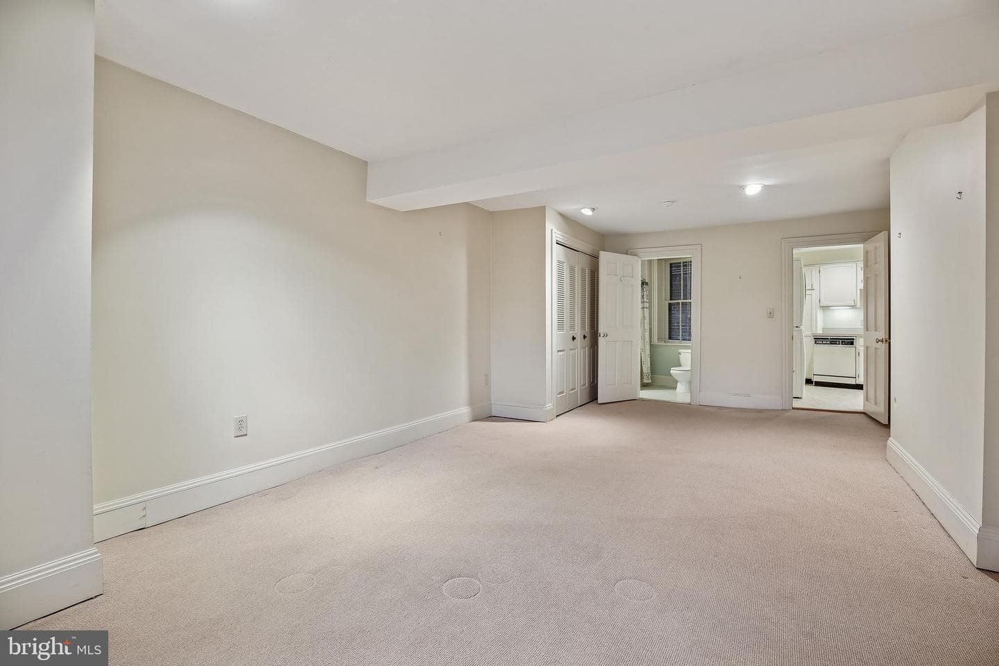 17 Logan Circle NW photo 43