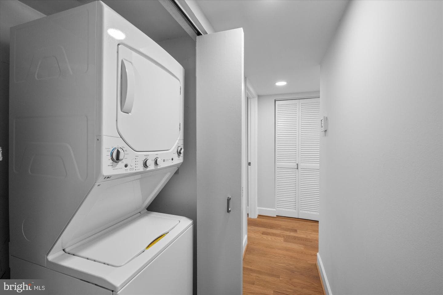 2127 California Street NW #204 photo 18