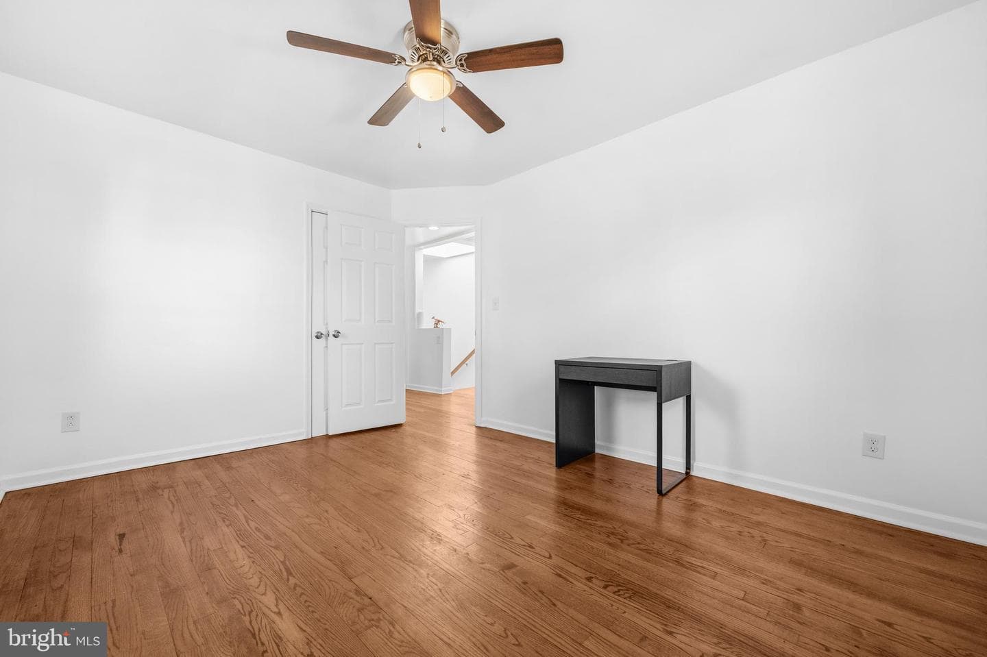 520 49th Street NE photo 16
