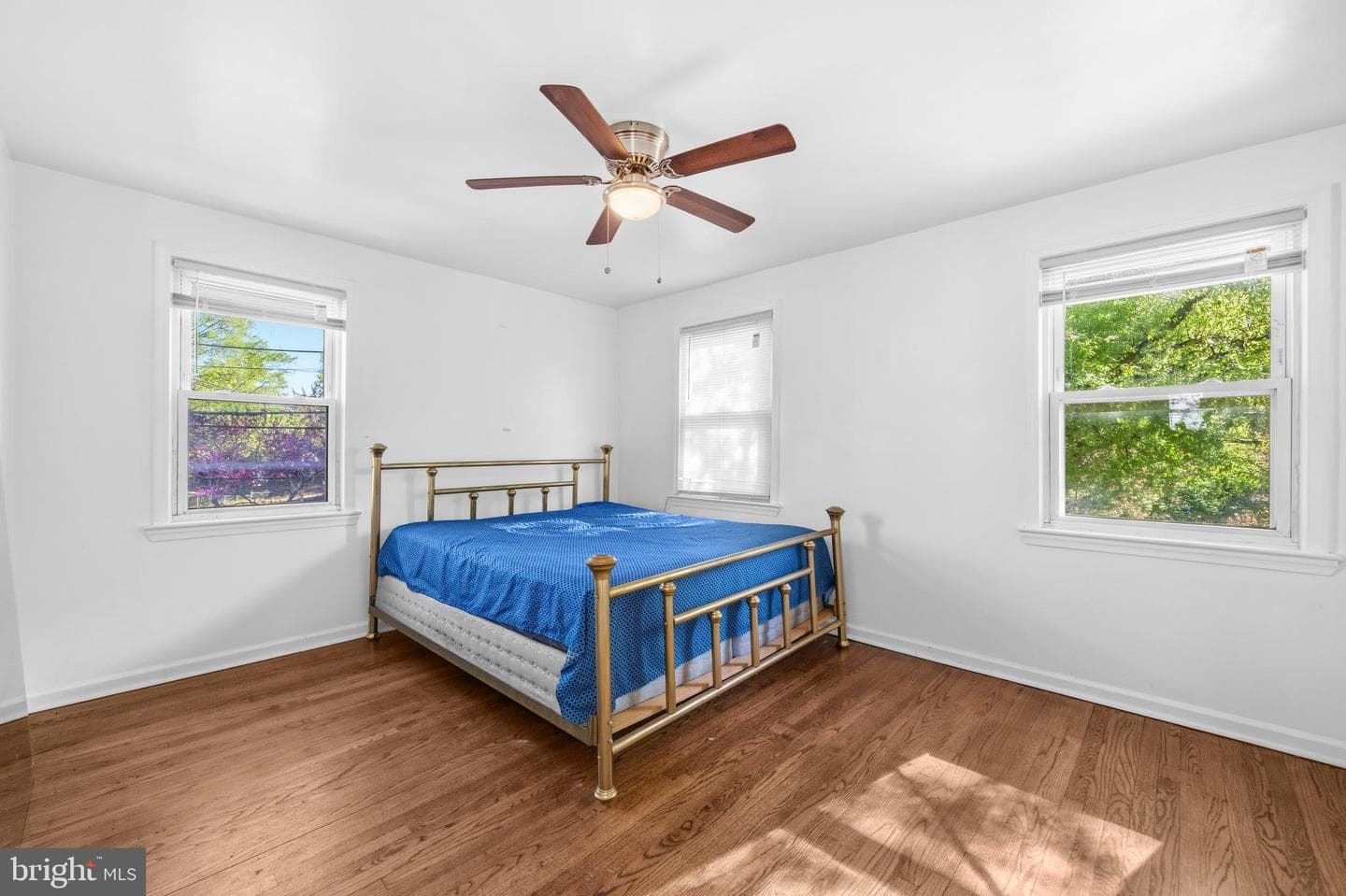520 49th Street NE photo 17