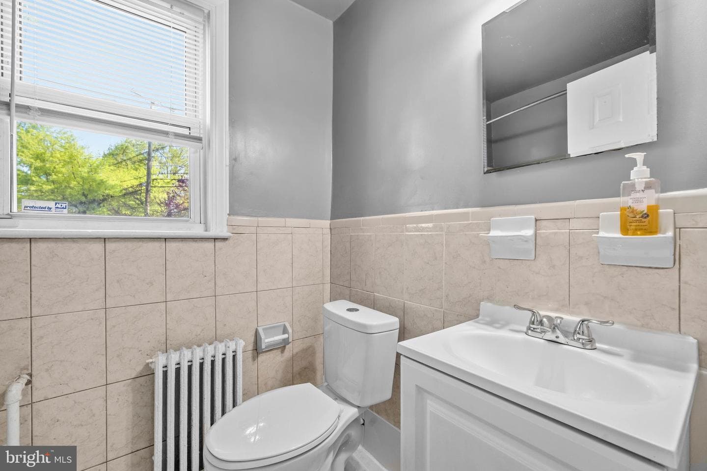 520 49th Street NE photo 25