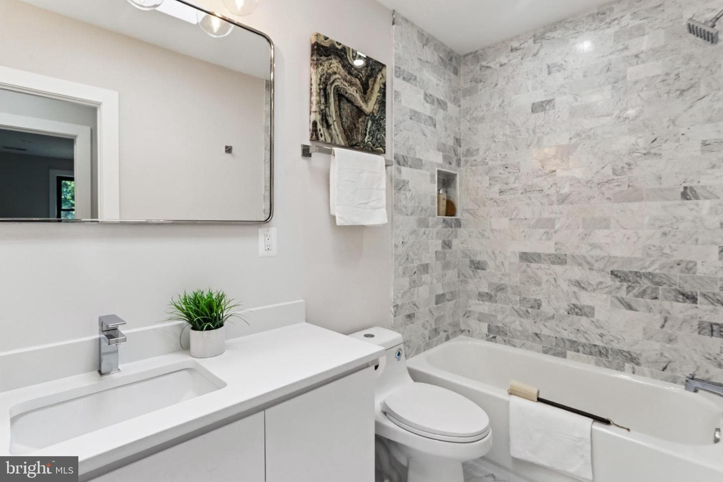 208 Webster Street NW photo 26