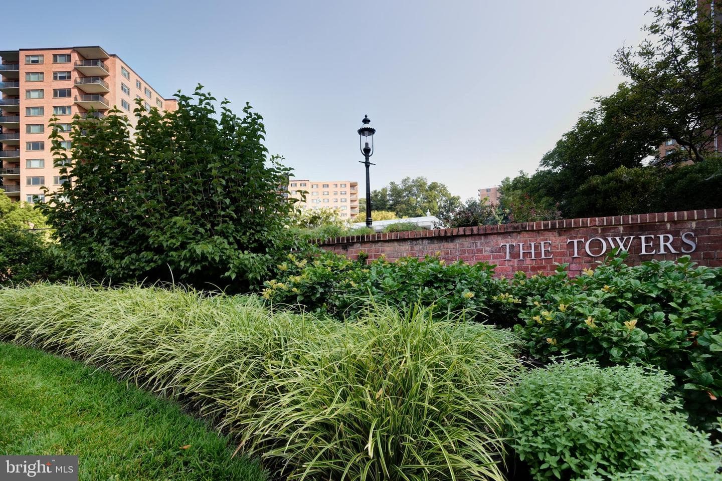 4201 Cathedral Avenue NW #124e photo 41