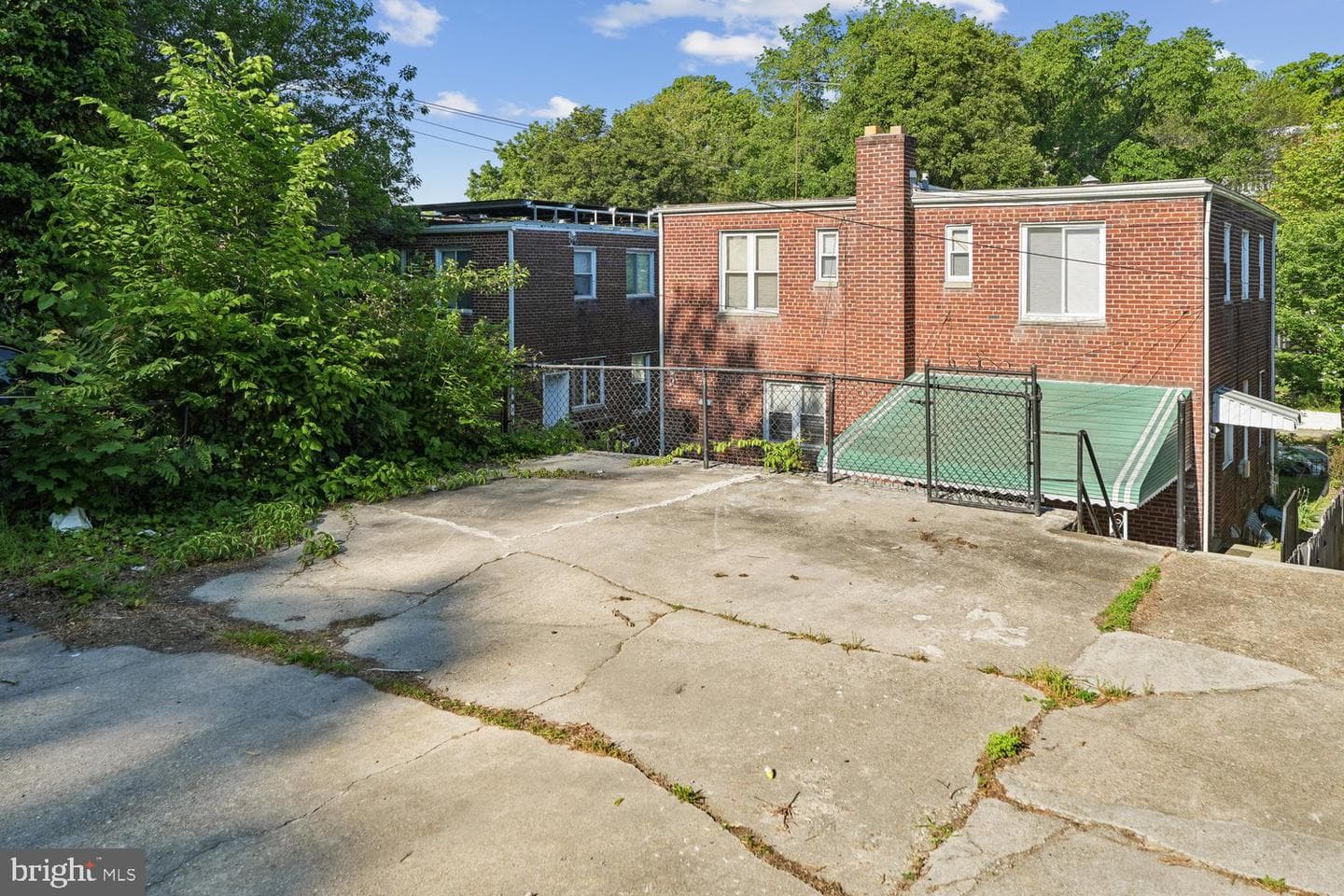 1688 Fort Dupont Street SE photo 26