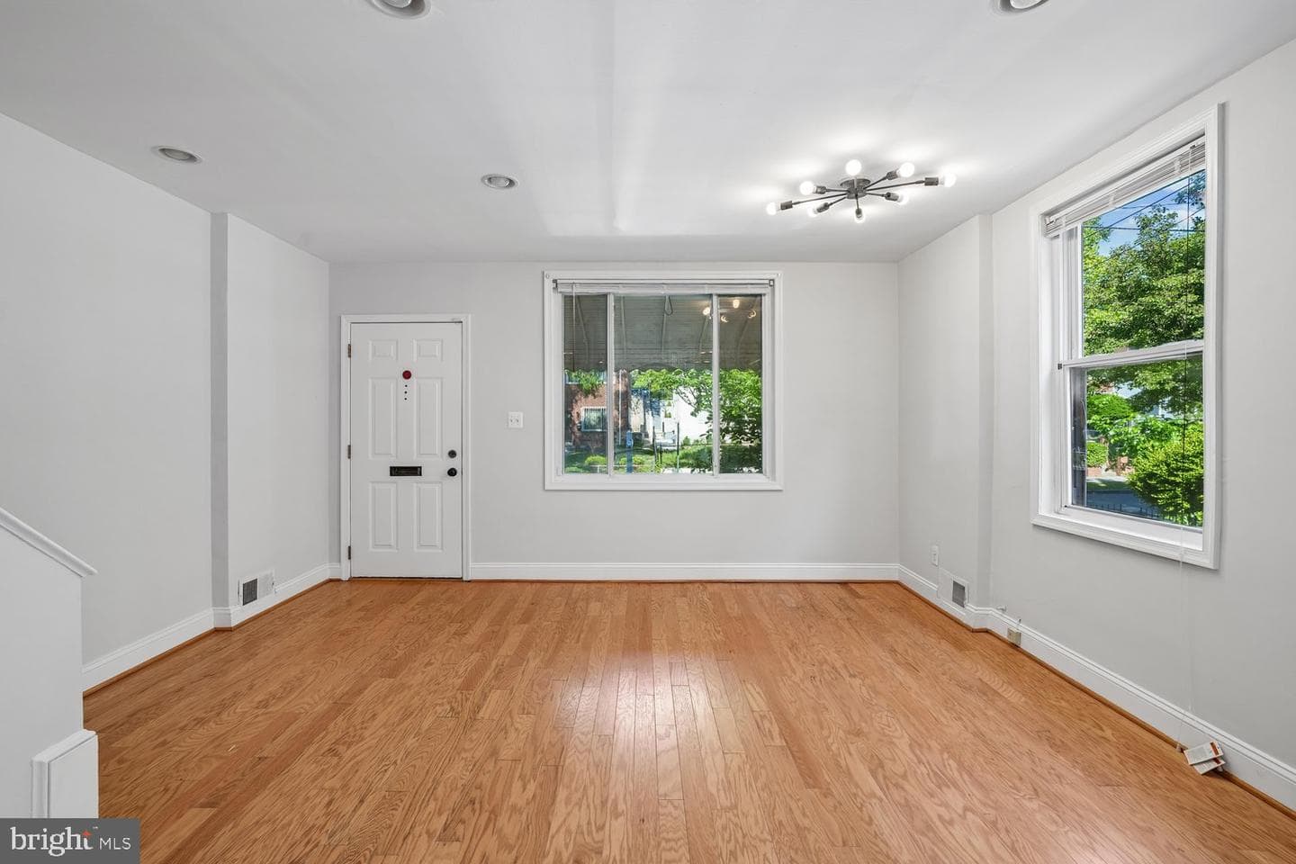 1688 Fort Dupont Street SE photo 6