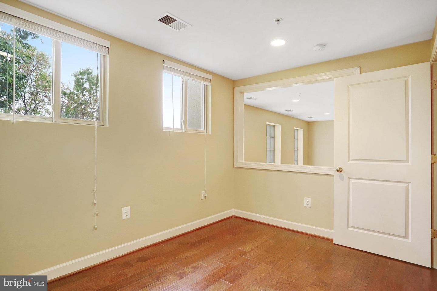 5401 9th Street NW #302 photo 14