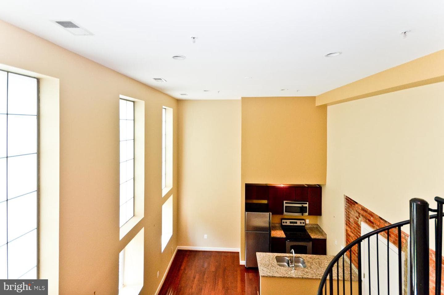 5401 9th Street NW #302 photo 8