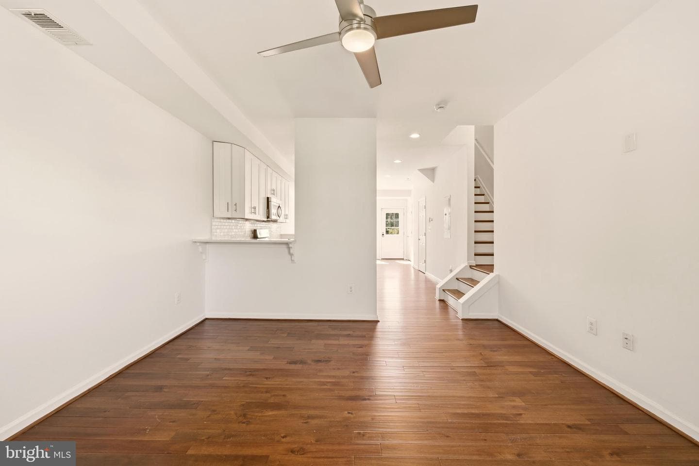 218 20th Street NE #3 photo 26