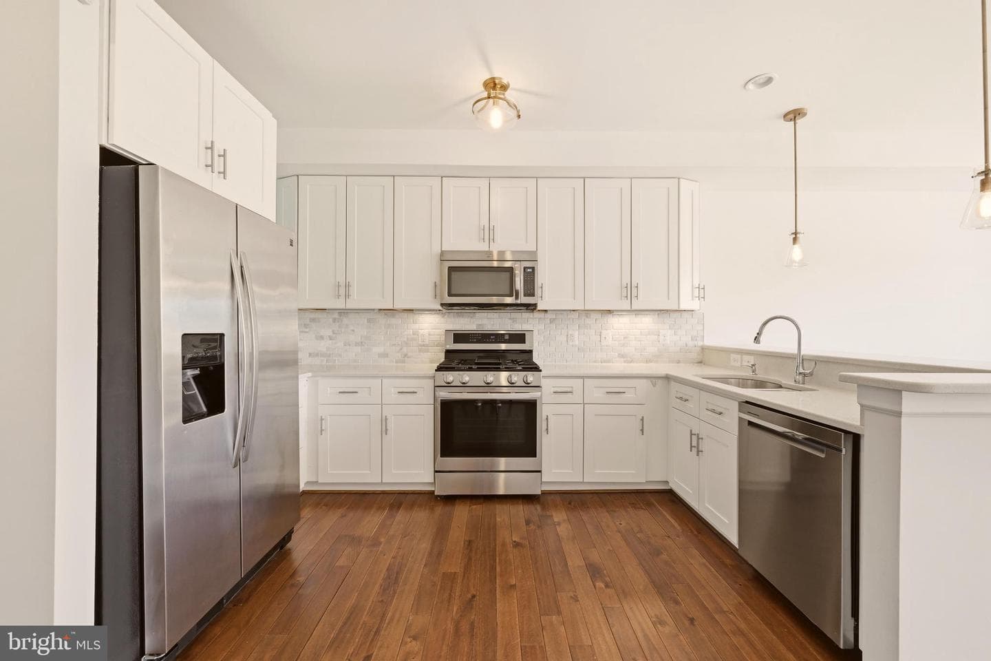 218 20th Street NE #3 photo 7