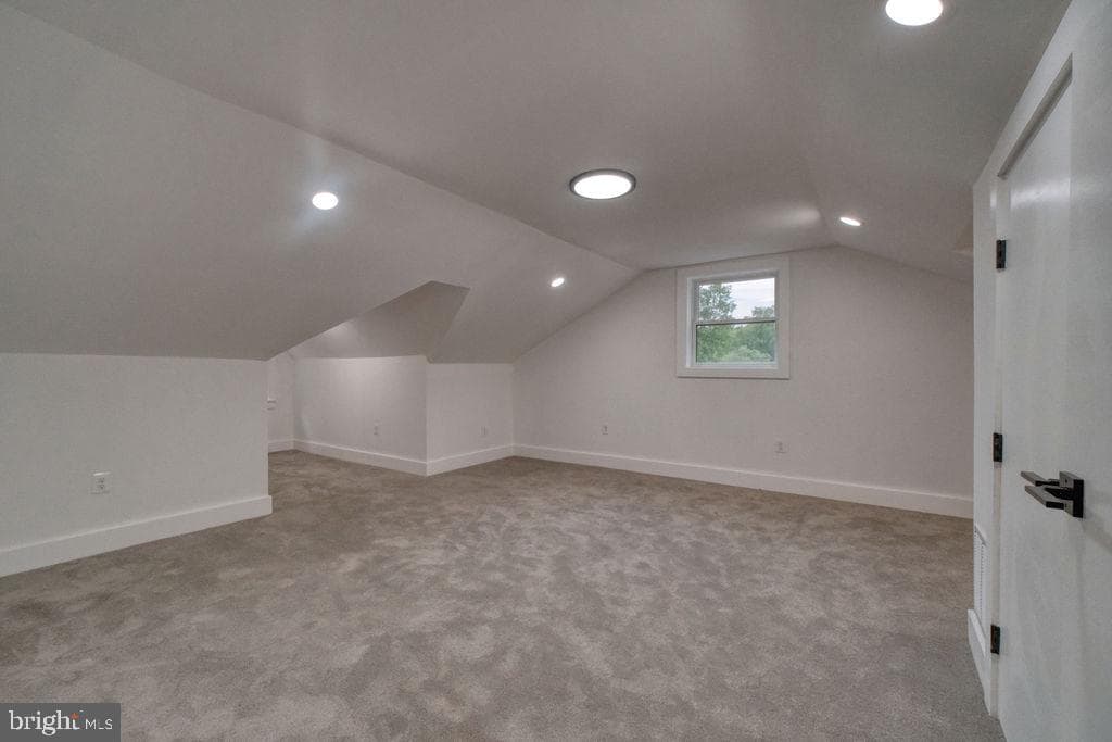 1361 Branch Avenue SE photo 36