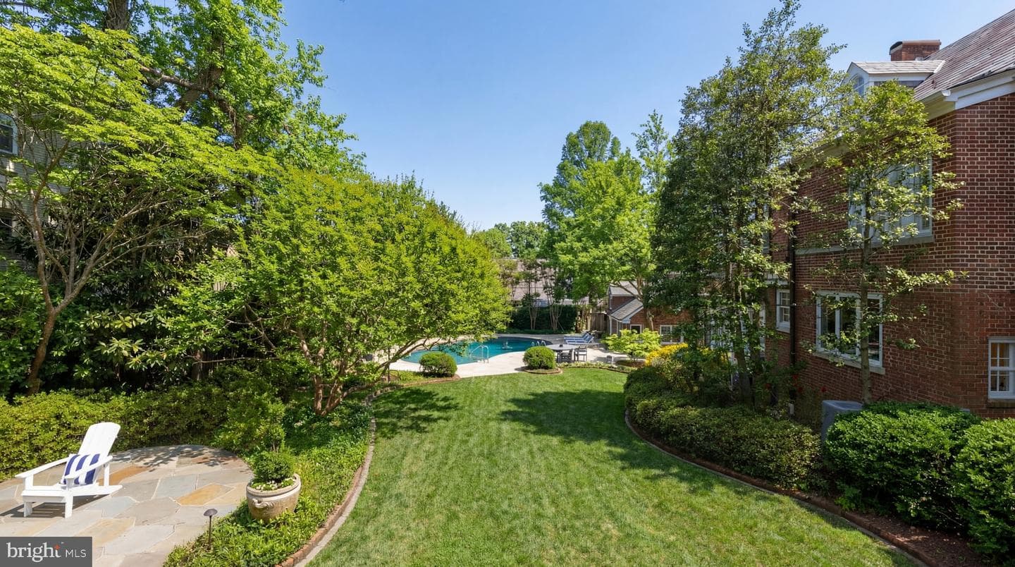 3609 Edmunds Street NW photo 46