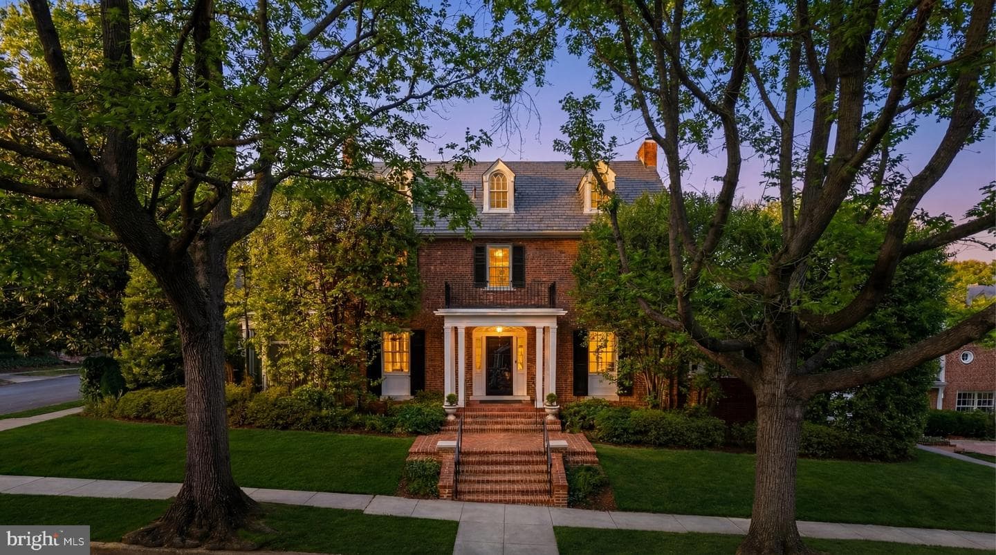 3609 Edmunds Street NW photo 48