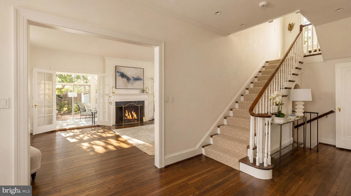 3609 Edmunds Street NW photo 9