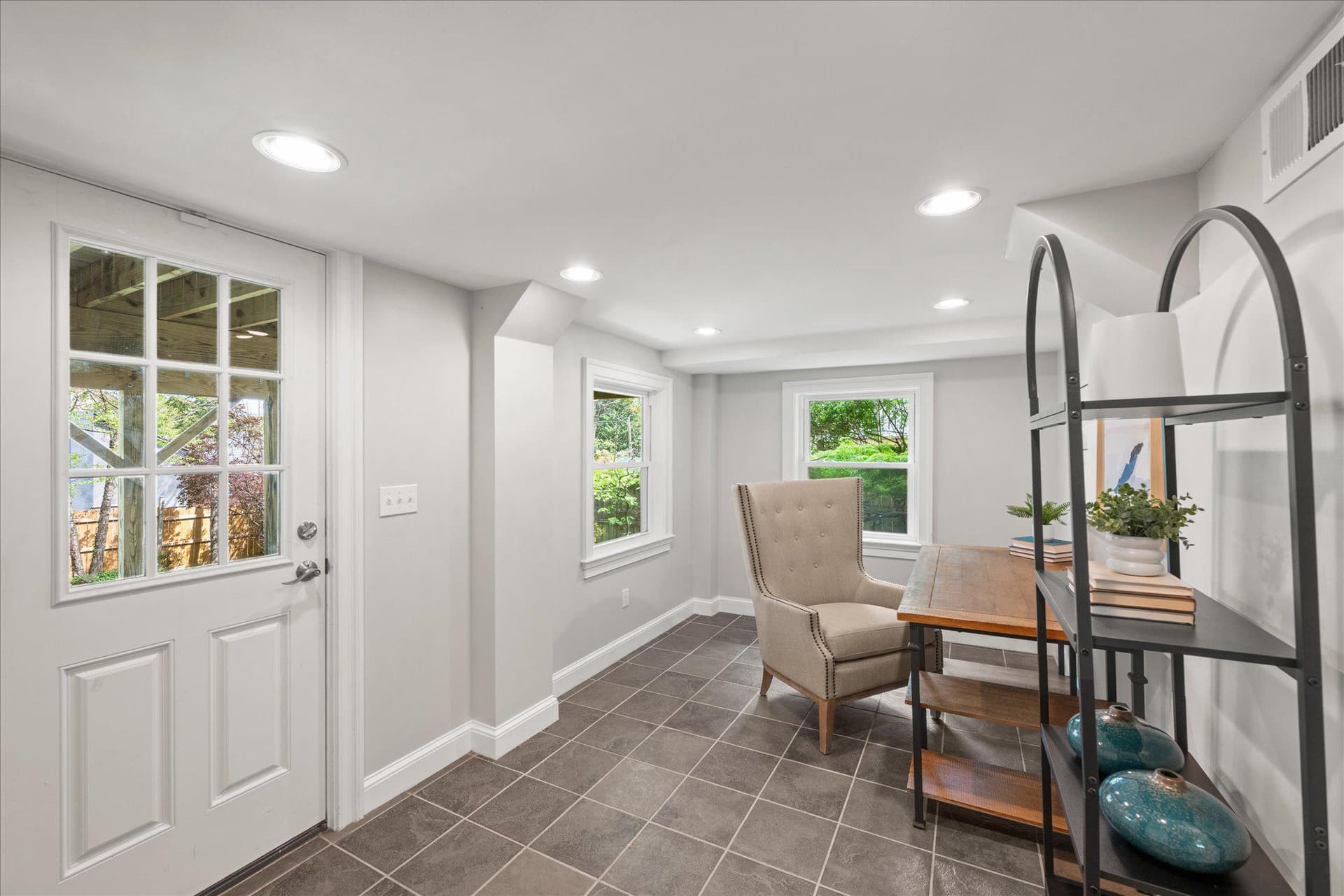 21 Whittier Street NW photo 15