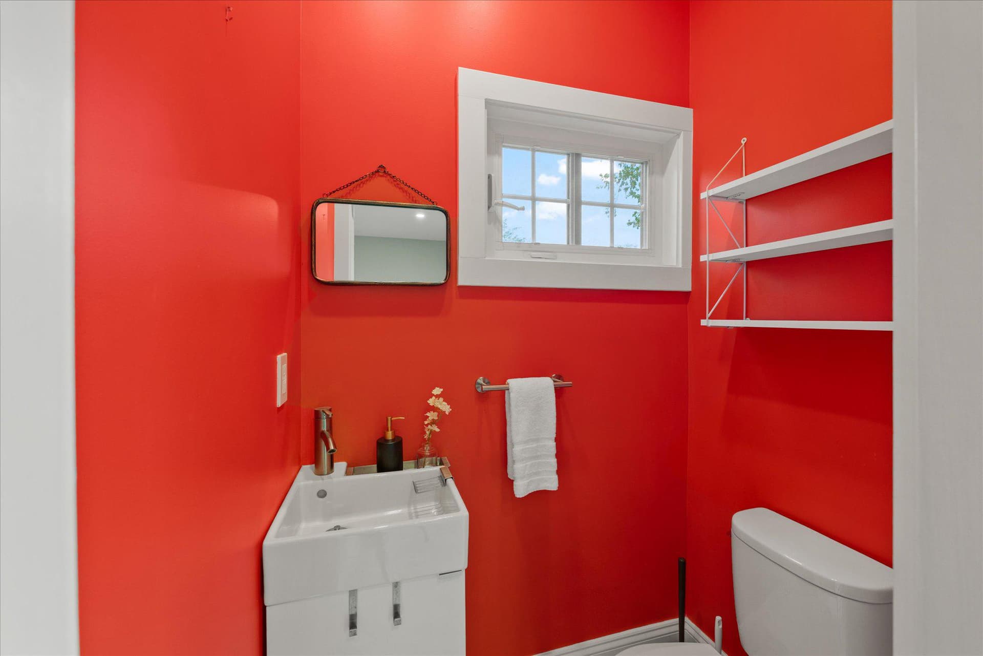 21 Whittier Street NW photo 8