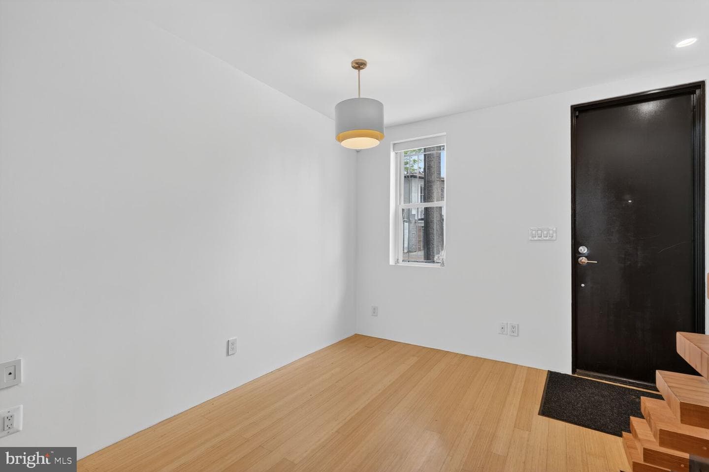 978 Florida Avenue NW photo 9