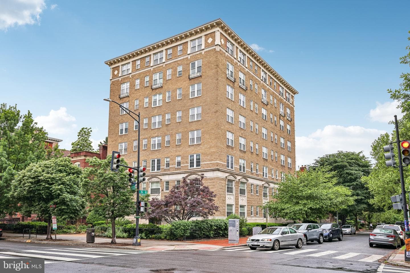 1750 16th Street NW #52 photo 3