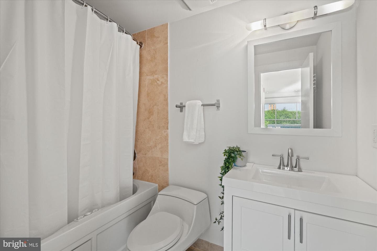 449 R Street NW #301 photo 19