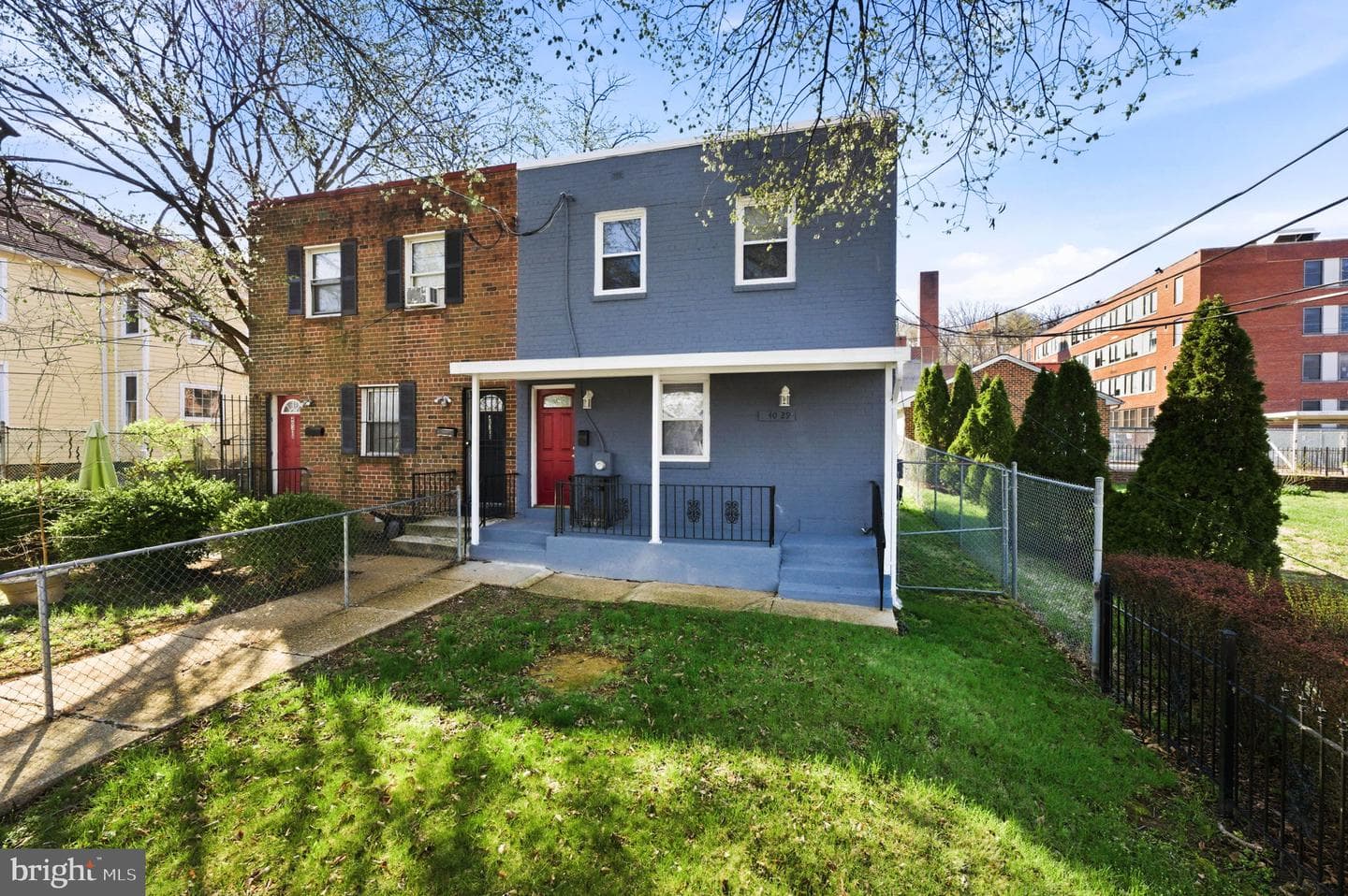 4029 Grant Street NE photo 3
