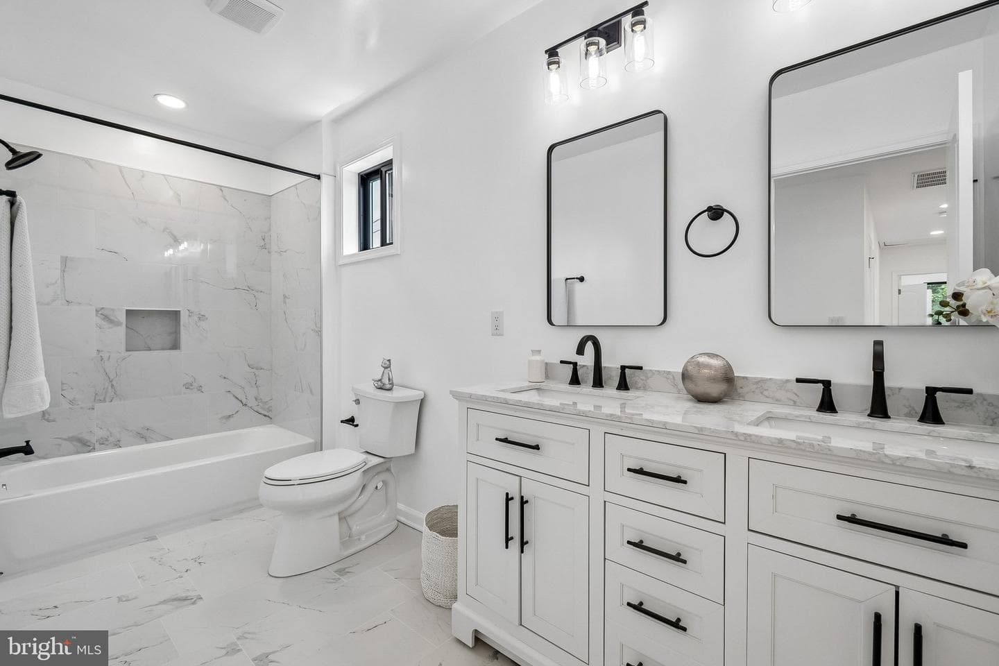 3108 Adams Street NE photo 11