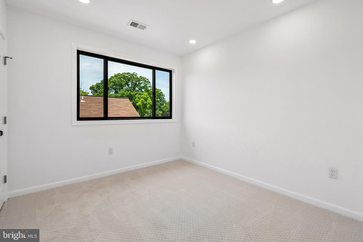 3108 Adams Street NE photo 13