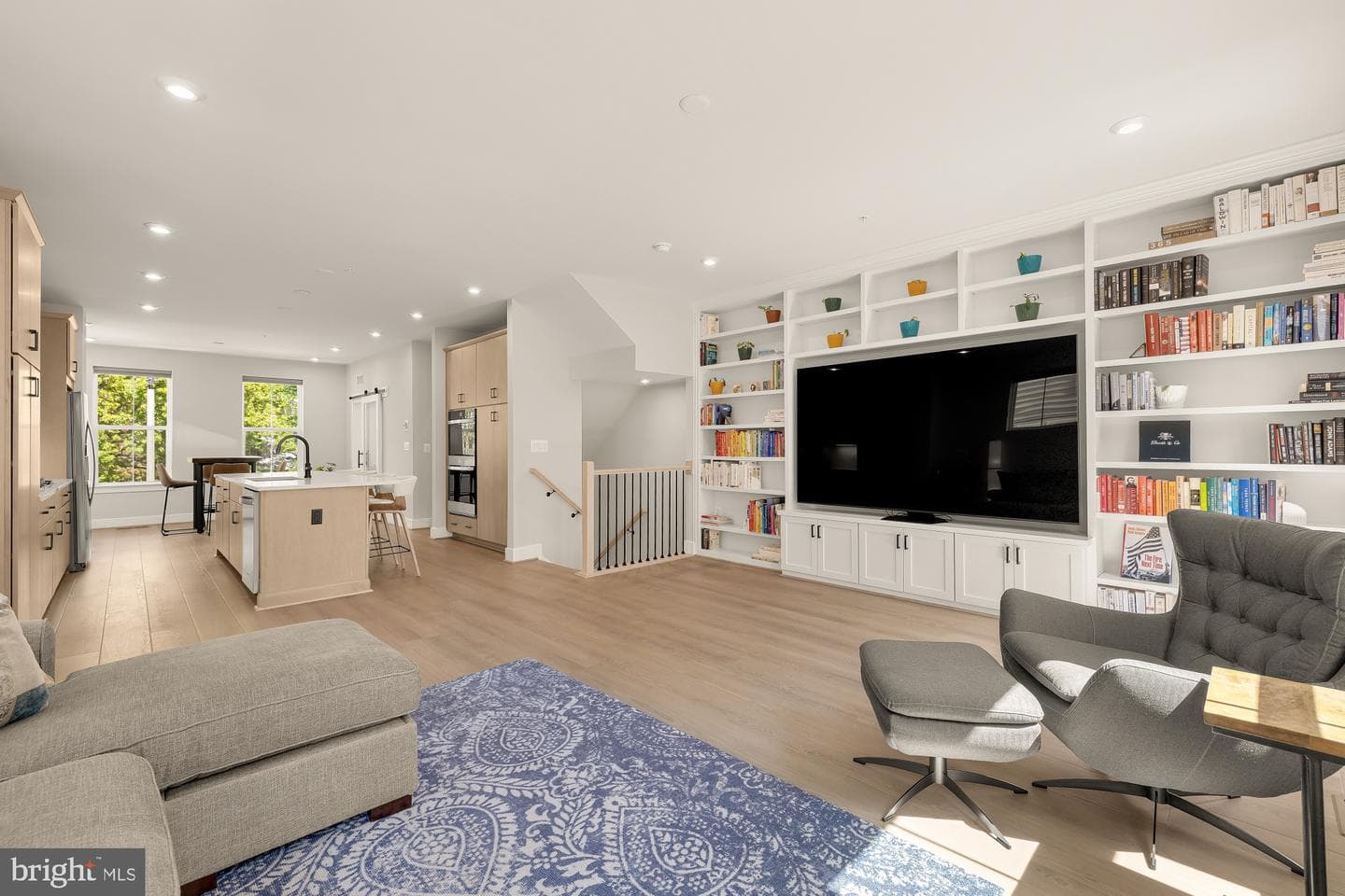 452 Altezza Drive NE photo 15
