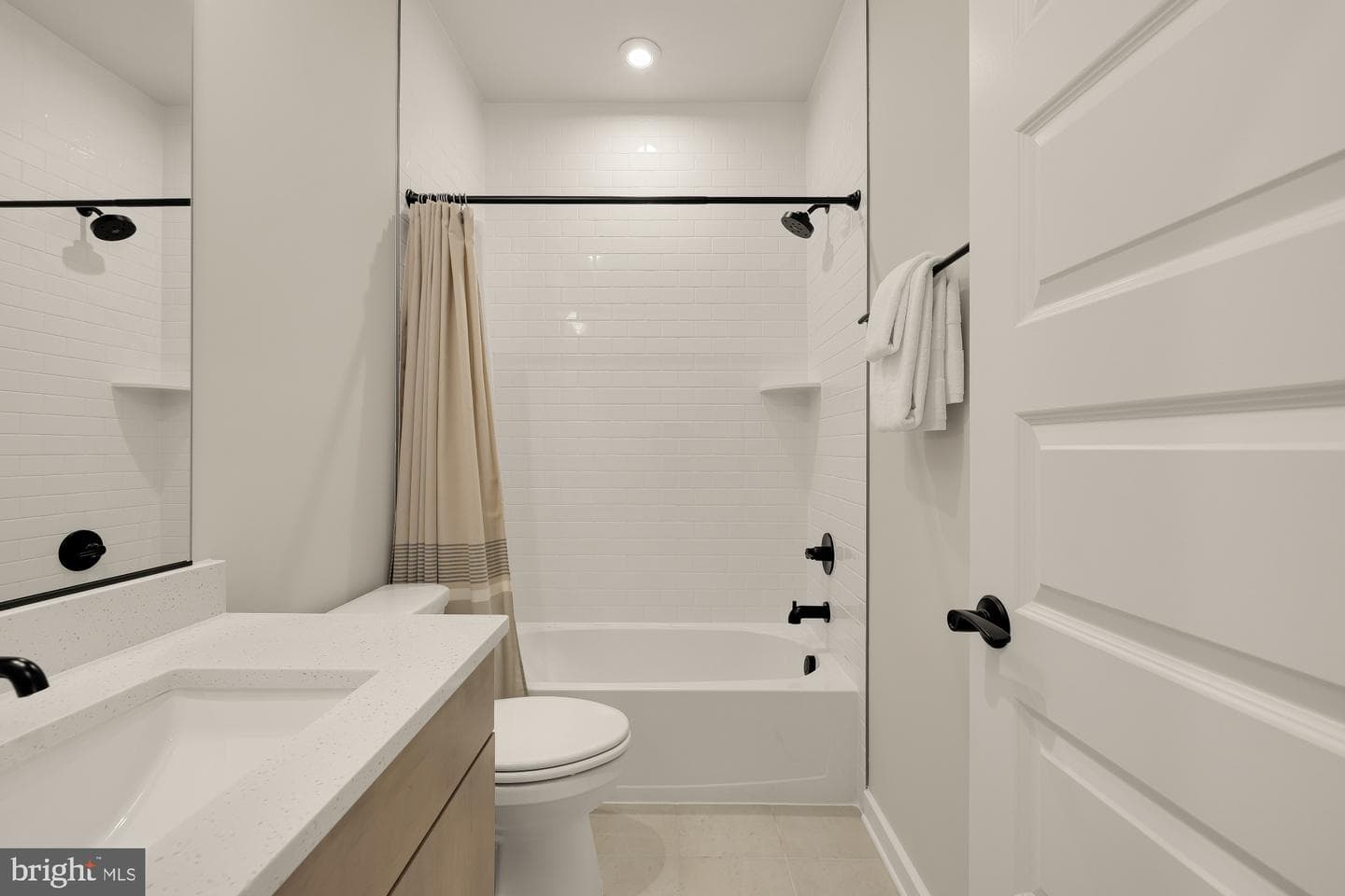 452 Altezza Drive NE photo 33