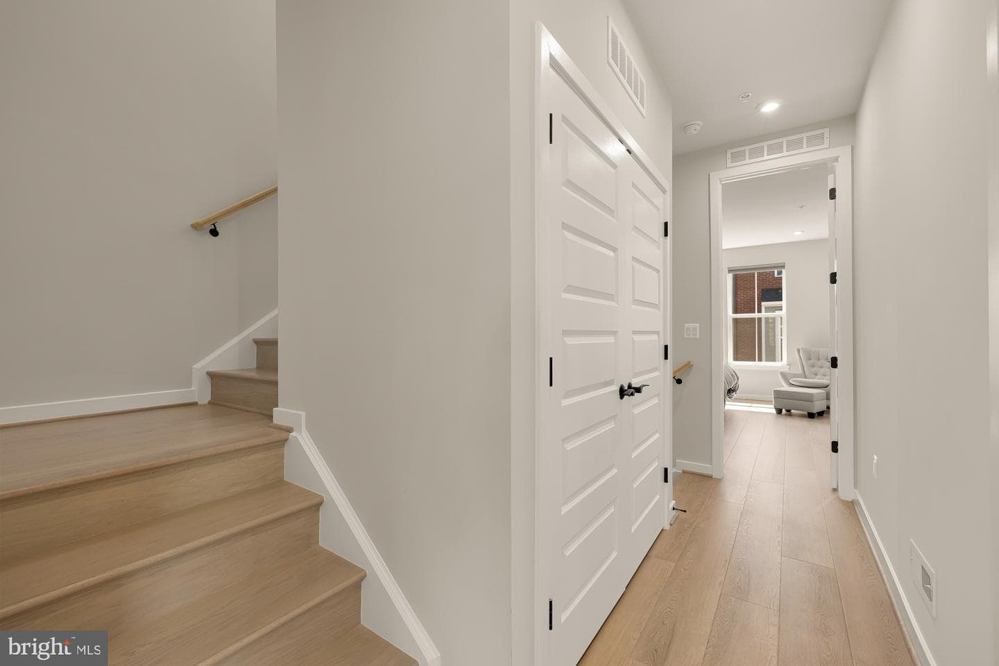 452 Altezza Drive NE photo 44