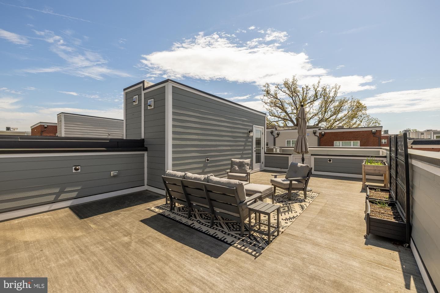 452 Altezza Drive NE photo 46