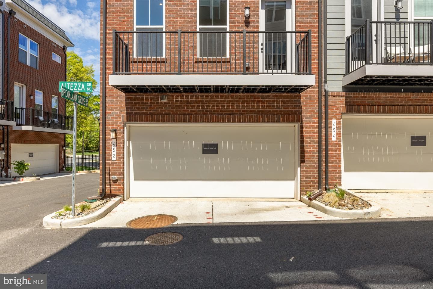 452 Altezza Drive NE photo 6
